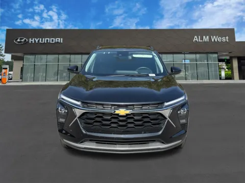 Photos of 2025 Chevrolet Trax LT for sale in Lithia Springs, GA at ALM Hyundai West