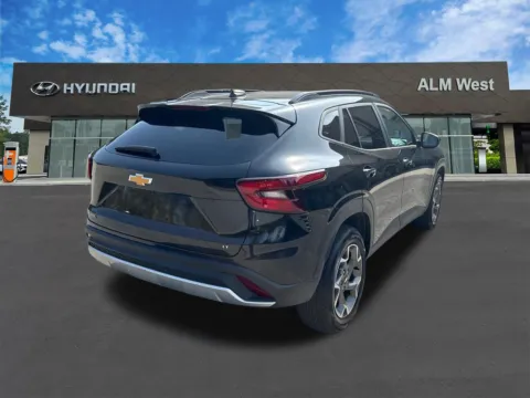 More photos of 2025 Chevrolet Trax LT at ALM Hyundai West, GA