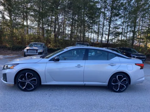 Another view of 2025 Nissan Altima 2.5 SR for sale in Lithia Springs, GA at ALM Hyundai West