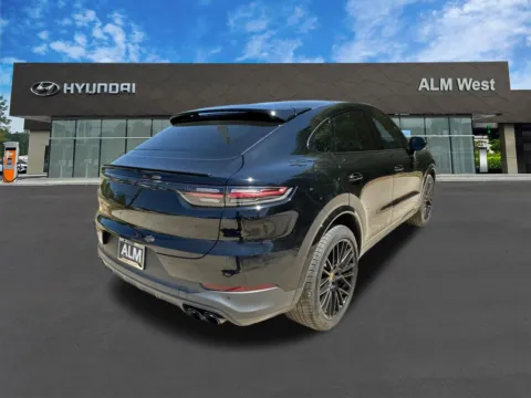 More photos of 2022 Porsche Cayenne Coupe S at ALM Hyundai West, GA