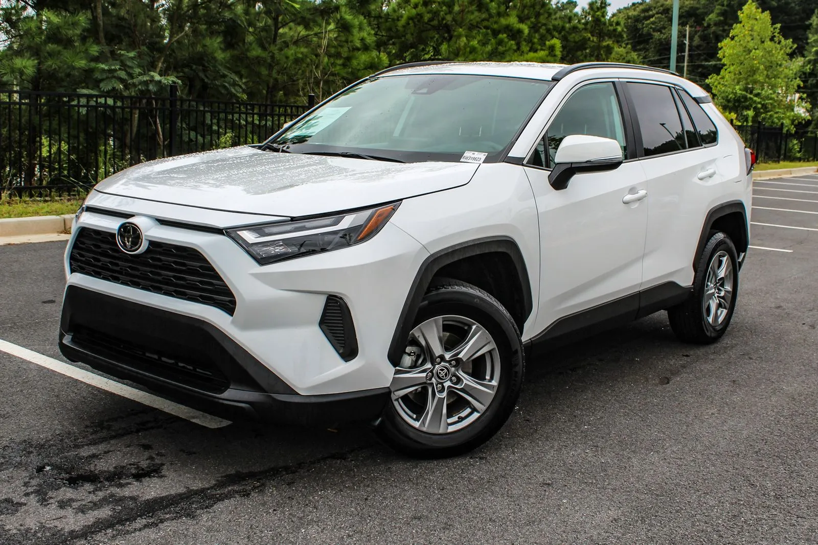 White 2024 Toyota RAV4 XLE for sale in Lithia Springs, GA