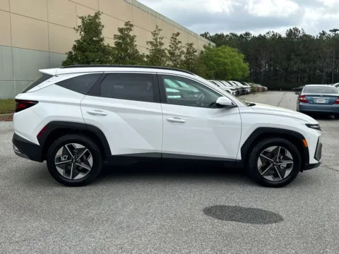 More photos of 2025 Hyundai Tucson SEL at ALM Hyundai West, GA