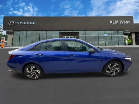 More photos of 2025 Hyundai Elantra SEL Sport at ALM Hyundai West, GA