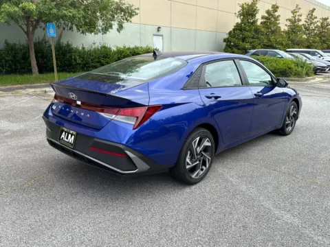 More photos of 2025 Hyundai Elantra SEL Sport at ALM Hyundai West, GA