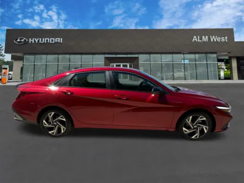 More photos of 2025 Hyundai Elantra SEL Sport at ALM Hyundai West, GA