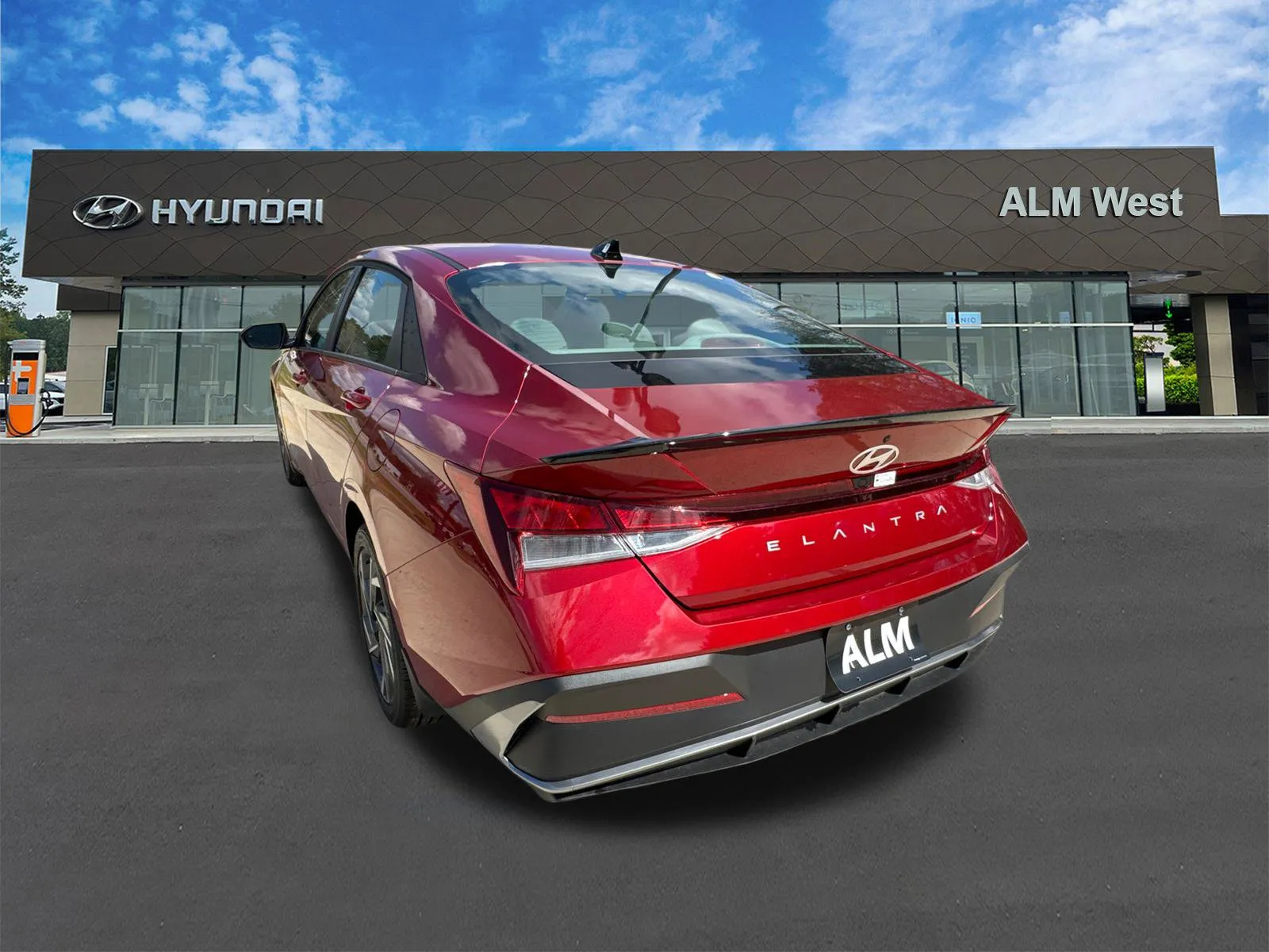 2025 Hyundai Elantra SEL - Photo 8