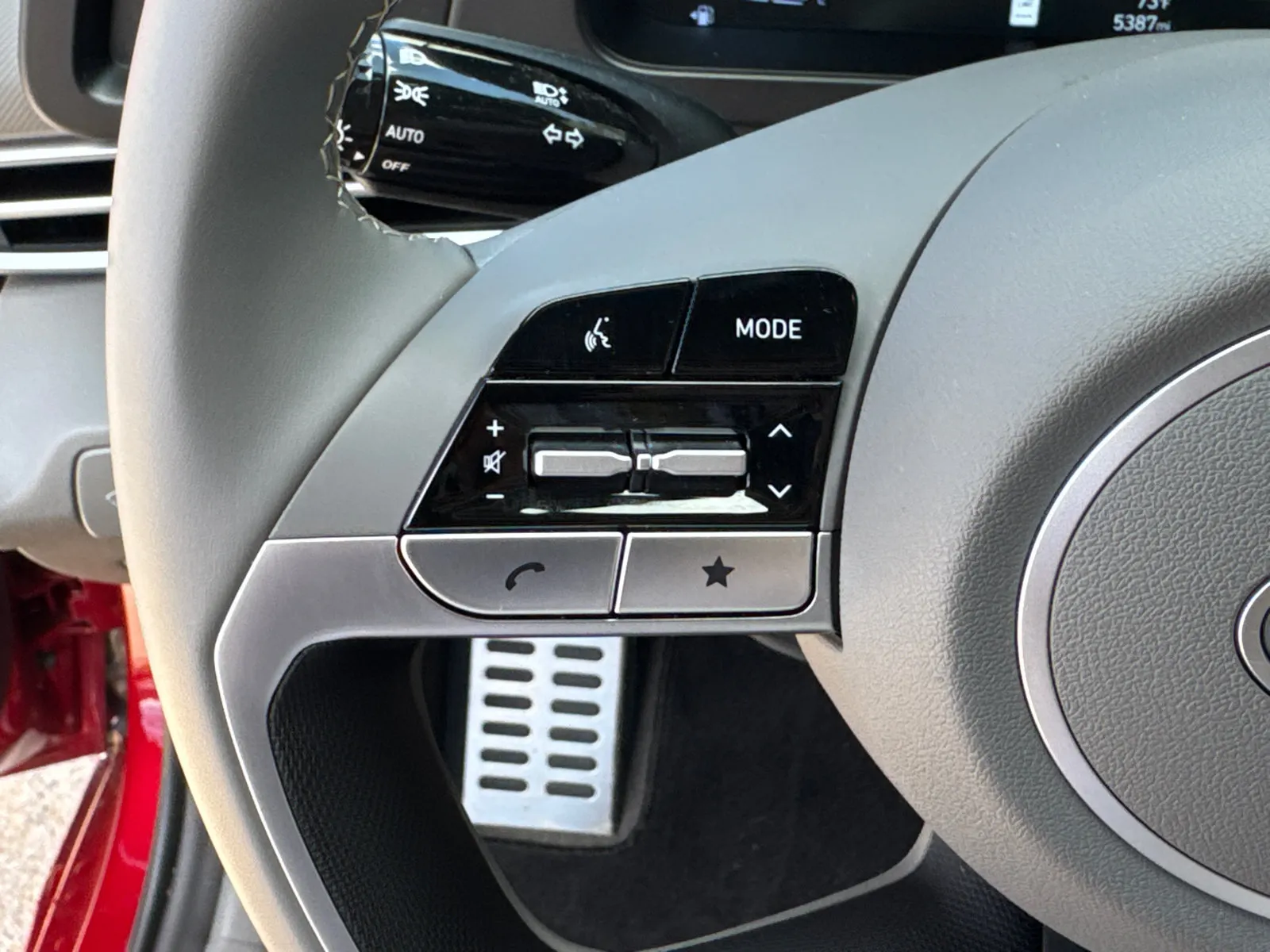 2025 Hyundai Elantra SEL - Photo 26