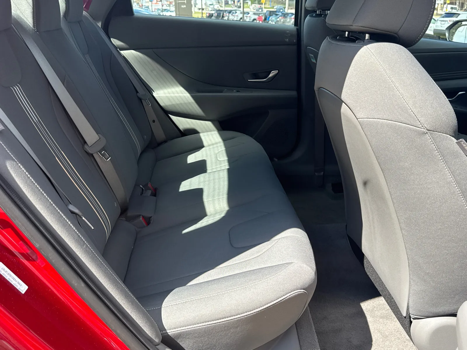 2025 Hyundai Elantra SEL - Photo 16