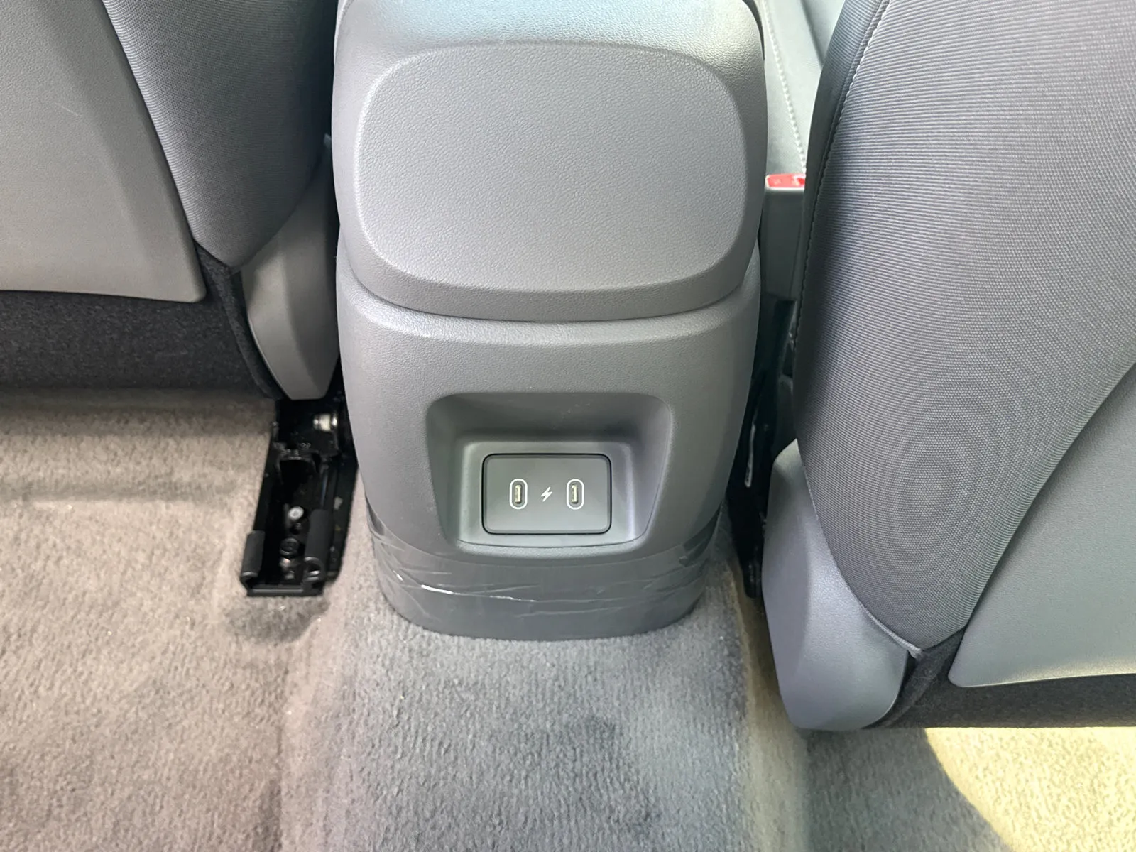 2025 Hyundai Elantra SEL - Photo 25