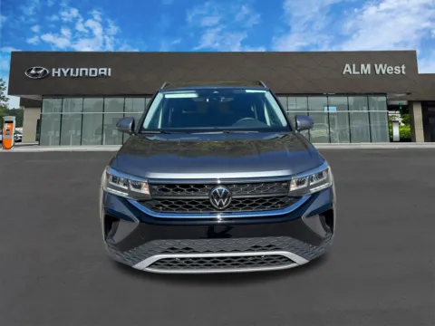 Photos of 2024 Volkswagen Taos 1.5T SE for sale in Lithia Springs, GA at ALM Hyundai West