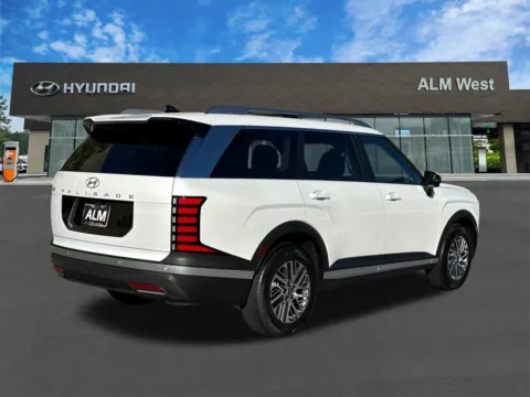 More photos of 2026 Hyundai Palisade SEL at ALM Hyundai West, GA