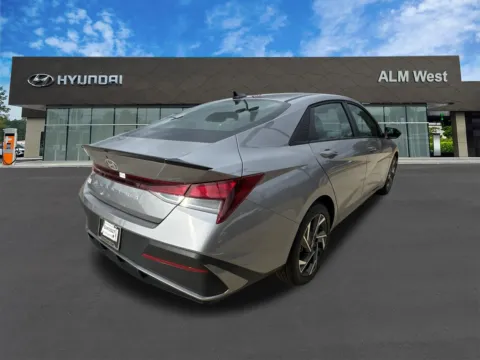 More photos of 2025 Hyundai Elantra SEL Sport at ALM Hyundai West, GA