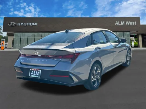 More photos of 2025 Hyundai Elantra SEL Sport at ALM Hyundai West, GA