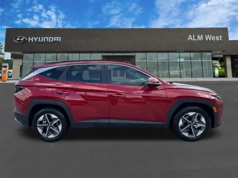 More photos of 2026 Hyundai Tucson SEL Premium at ALM Hyundai West, GA