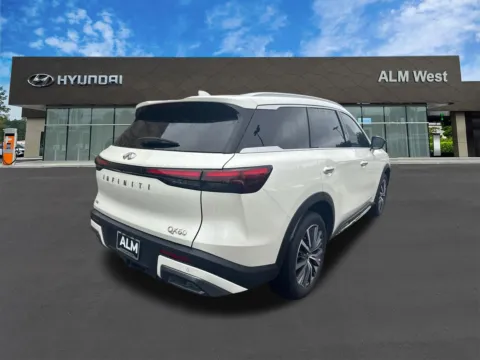 More photos of 2024 INFINITI QX60 Sensory at ALM Hyundai West, GA
