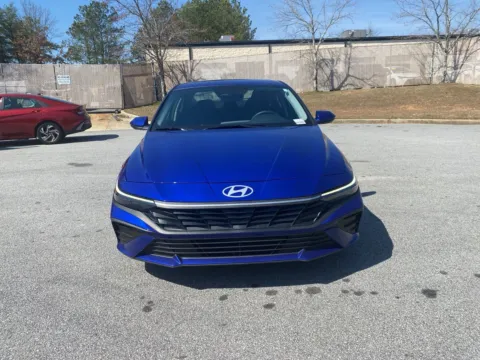 Photos of 2025 Hyundai Elantra SE for sale in Lithia Springs, GA at ALM Hyundai West