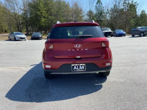 More photos of 2024 Hyundai Venue Limited at ALM Hyundai West, GA