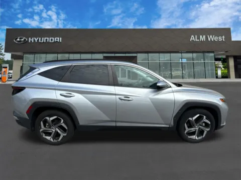 More photos of 2023 Hyundai Tucson SEL at ALM Hyundai West, GA