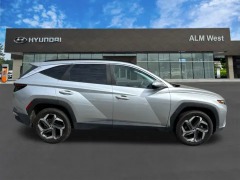 More photos of 2023 Hyundai Tucson SEL at ALM Hyundai West, GA
