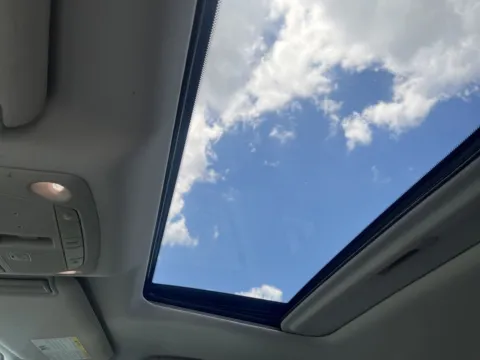 More photos of 2019 Nissan Armada SL at ALM Hyundai West, GA