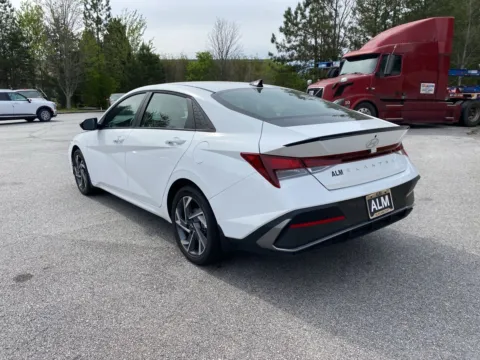 More photos of 2025 Hyundai Elantra SEL Sport at ALM Hyundai West, GA
