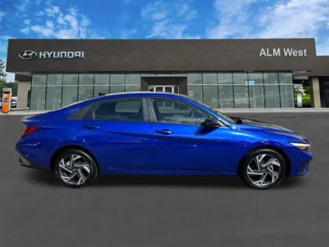 More photos of 2025 Hyundai Elantra SEL Sport at ALM Hyundai West, GA