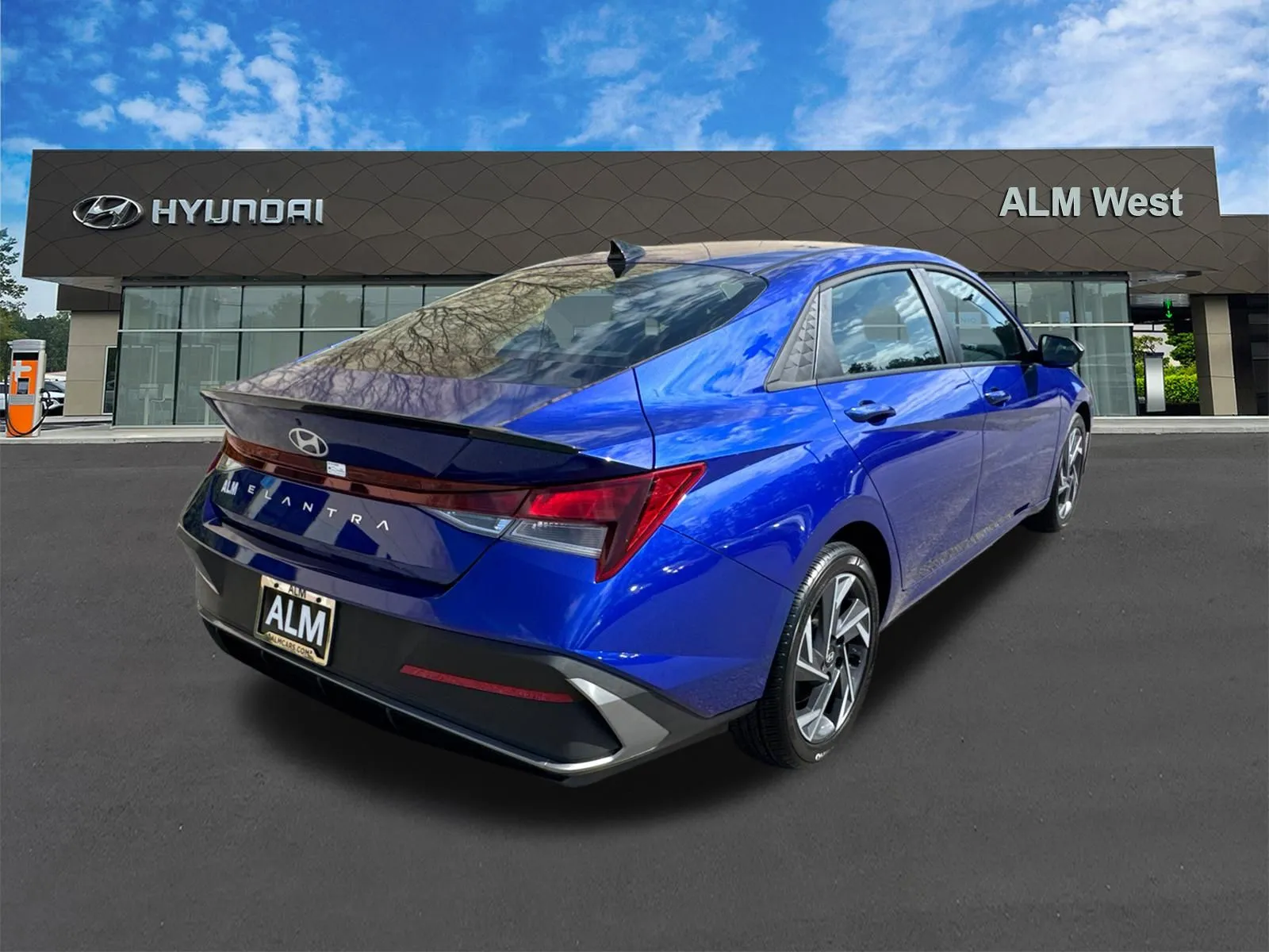 2025 Hyundai Elantra SEL - Photo 5