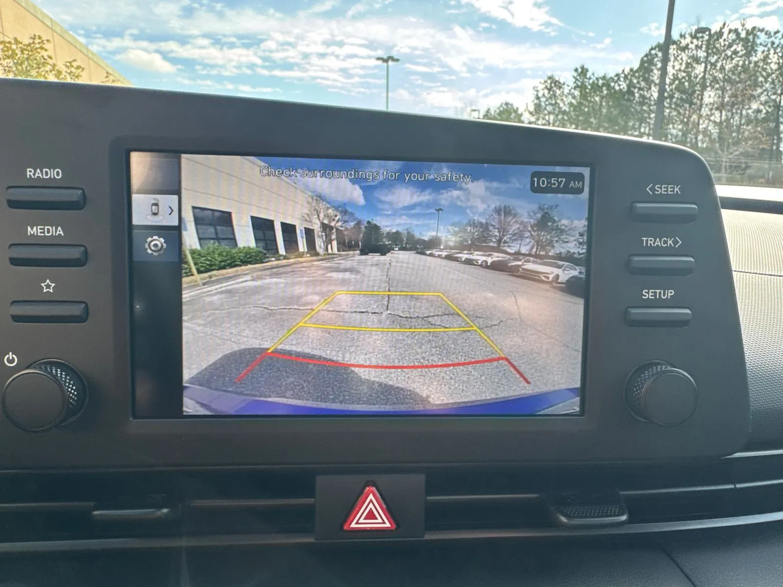 2025 Hyundai Elantra SEL - Photo 29