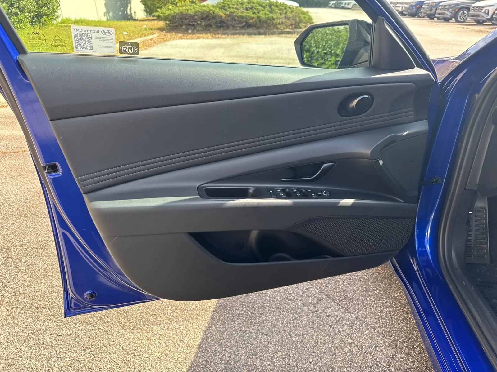 2025 Hyundai Elantra SEL - Photo 10