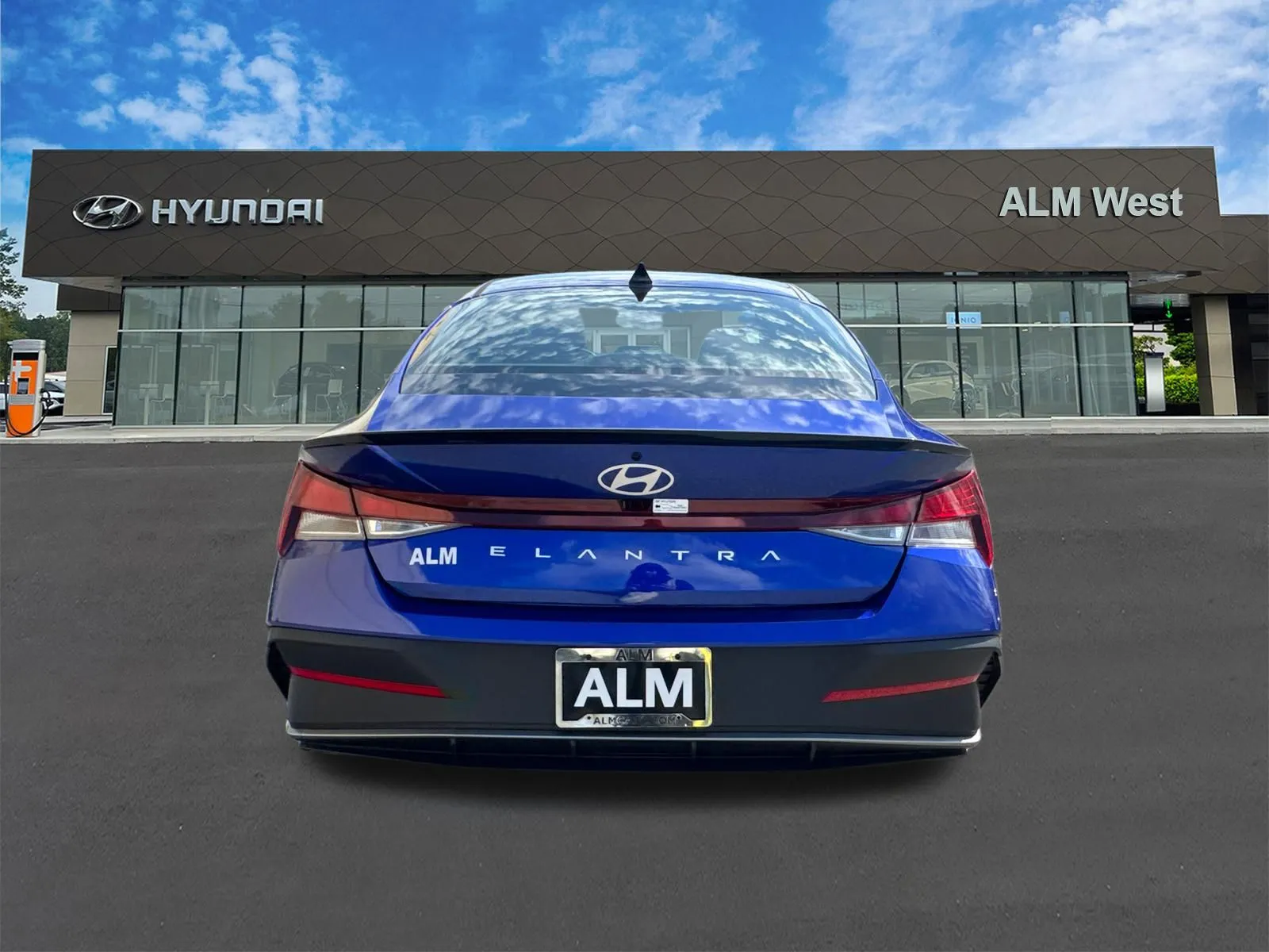 2025 Hyundai Elantra SEL - Photo 6