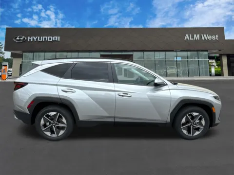 More photos of 2026 Hyundai Tucson SEL at ALM Hyundai West, GA