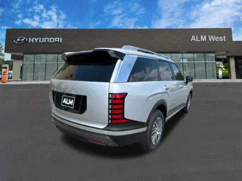 More photos of 2026 Hyundai Palisade SEL at ALM Hyundai West, GA