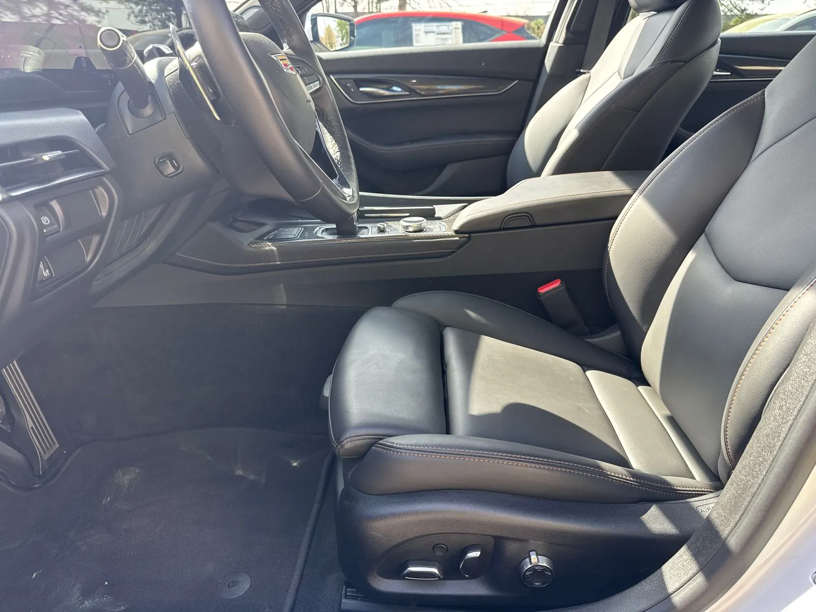 2025 Cadillac CT5 Sport - Photo 9