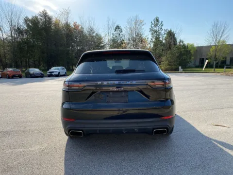 More photos of 2023 Porsche Cayenne E-Hybrid at ALM Hyundai West, GA