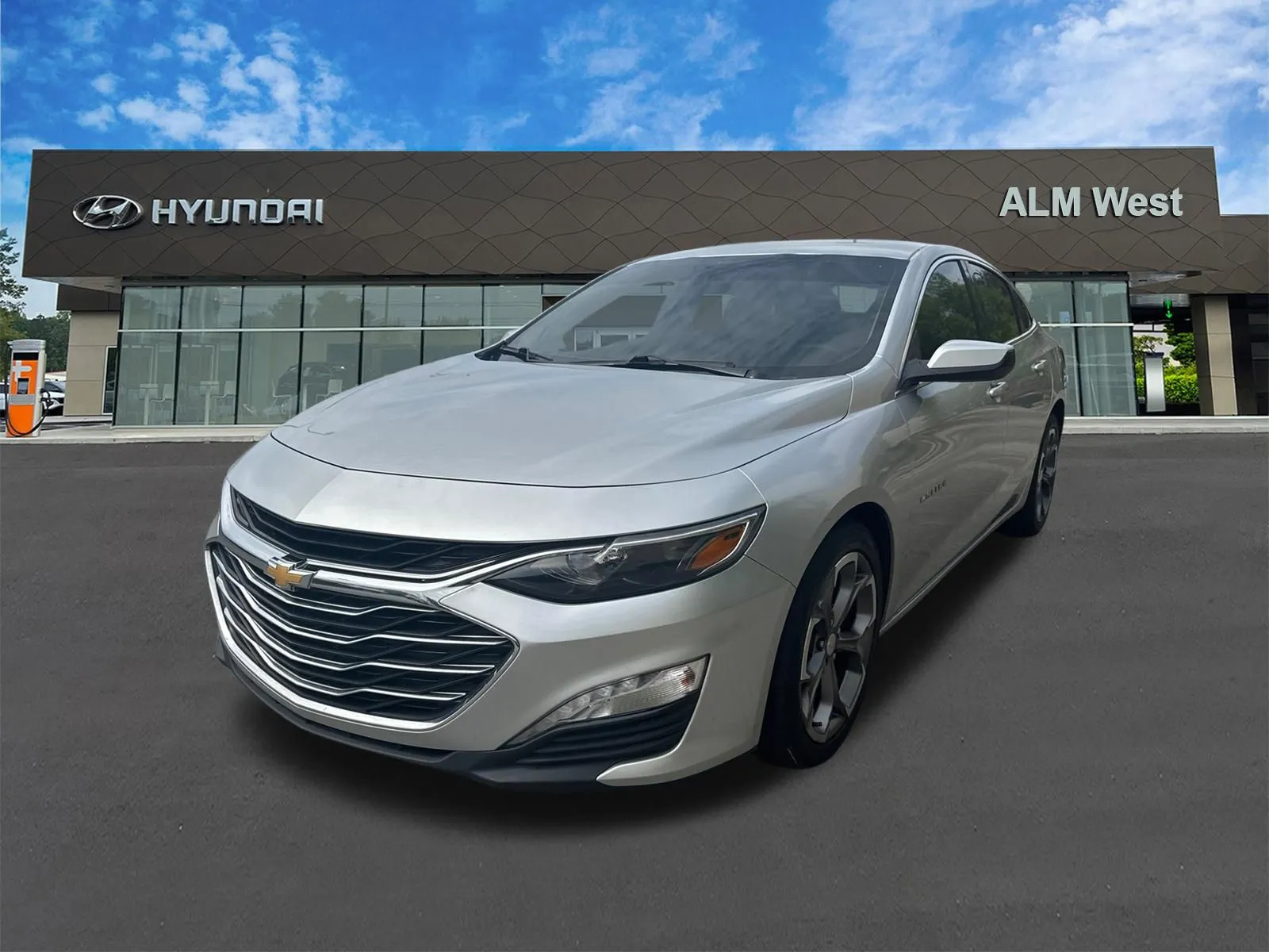 Used 2020 Chevrolet Malibu 1LT with VIN 1G1ZD5ST3LF106775 for sale in Lumberton, NC