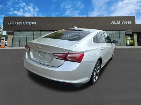 More photos of 2020 Chevrolet Malibu LT at ALM Hyundai West, GA