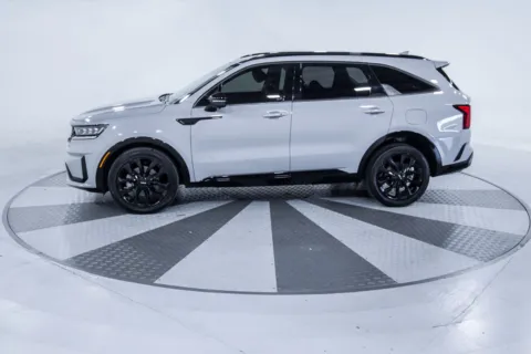 More photos of 2022 Kia Sorento SX-Prestige at ALM Hyundai West, GA