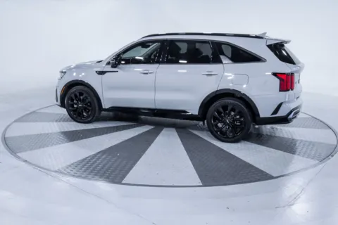 More photos of 2022 Kia Sorento SX-Prestige at ALM Hyundai West, GA