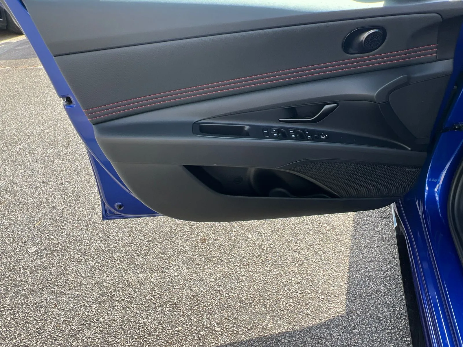 2025 Hyundai Elantra N Line - Photo 10