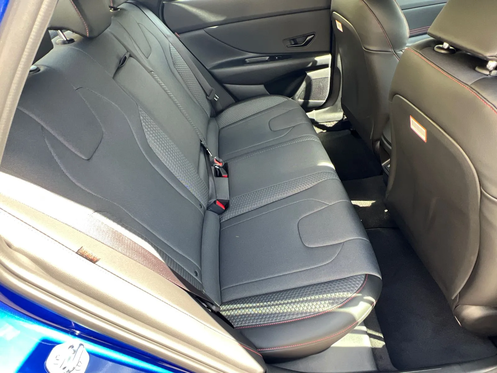 2025 Hyundai Elantra N Line - Photo 15