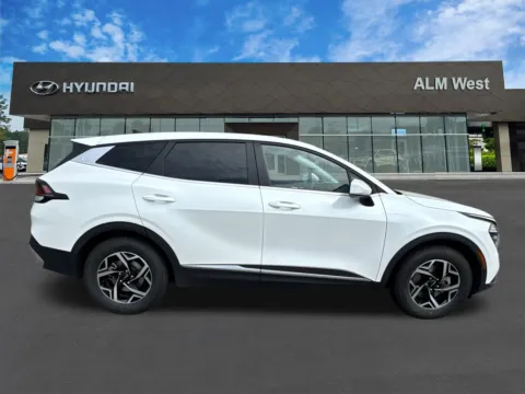 More photos of 2024 Kia Sportage LX at ALM Hyundai West, GA