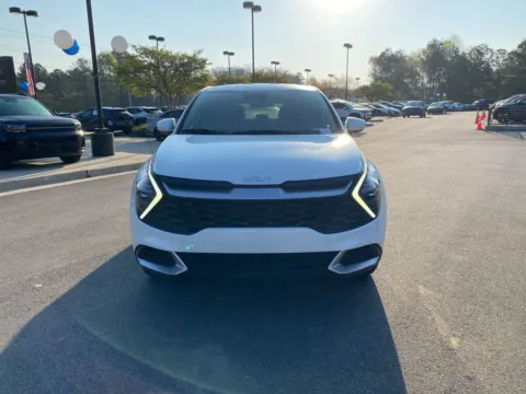 White 2024 Kia Sportage LX for sale in Lithia Springs, GA