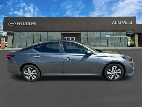 More photos of 2022 Nissan Altima 2.5 S at ALM Hyundai West, GA
