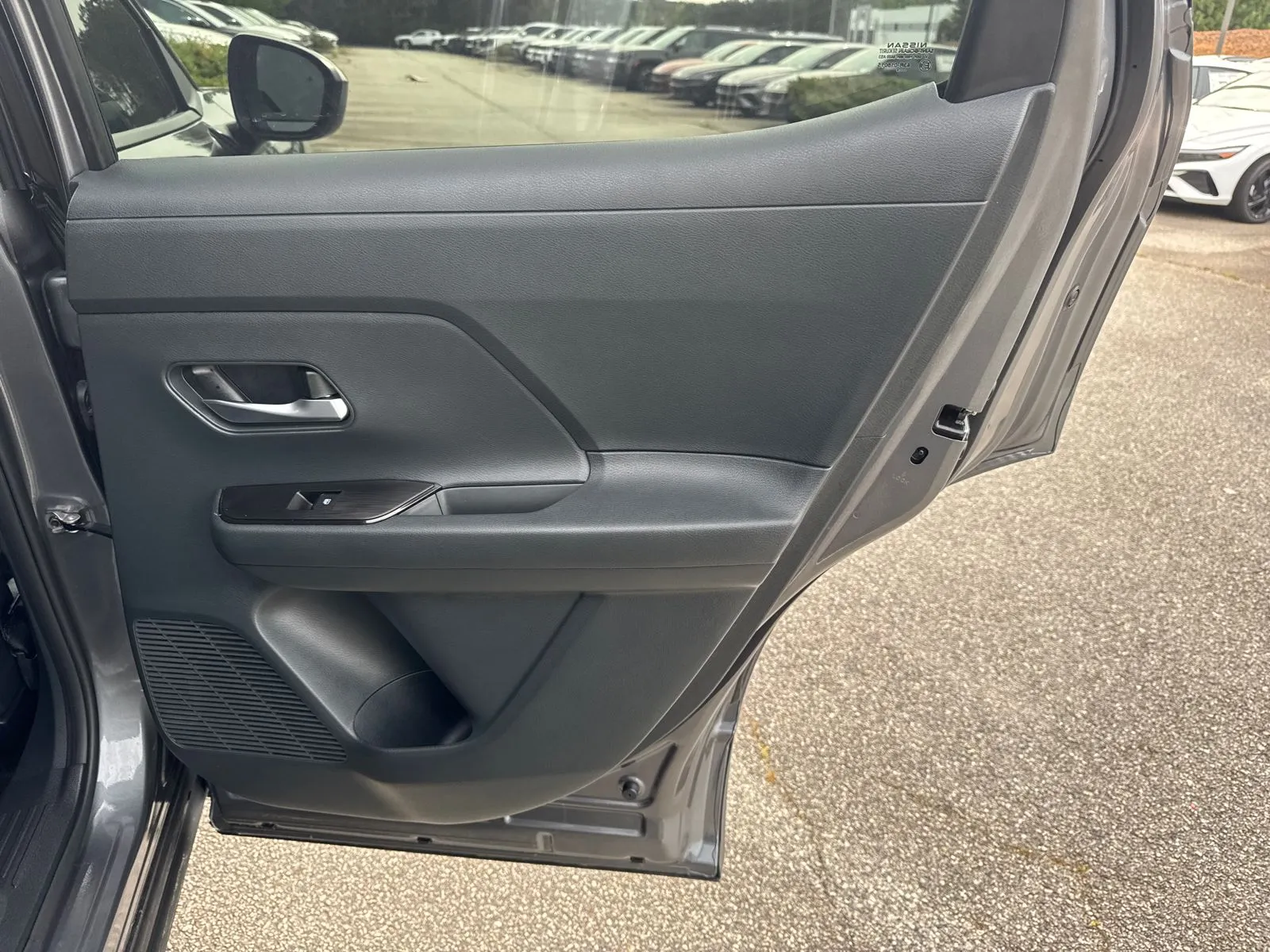 2025 Nissan Kicks SV - Photo 16