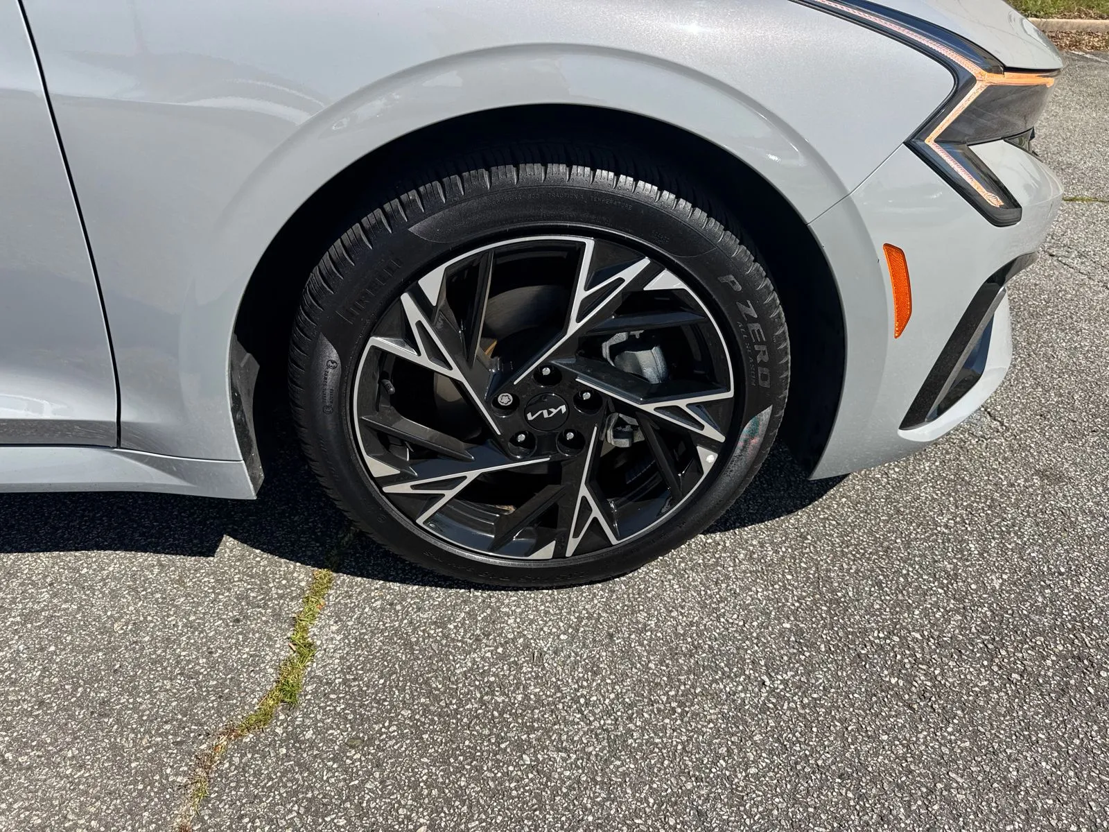 2025 Kia K5 GT-Line - Photo 12