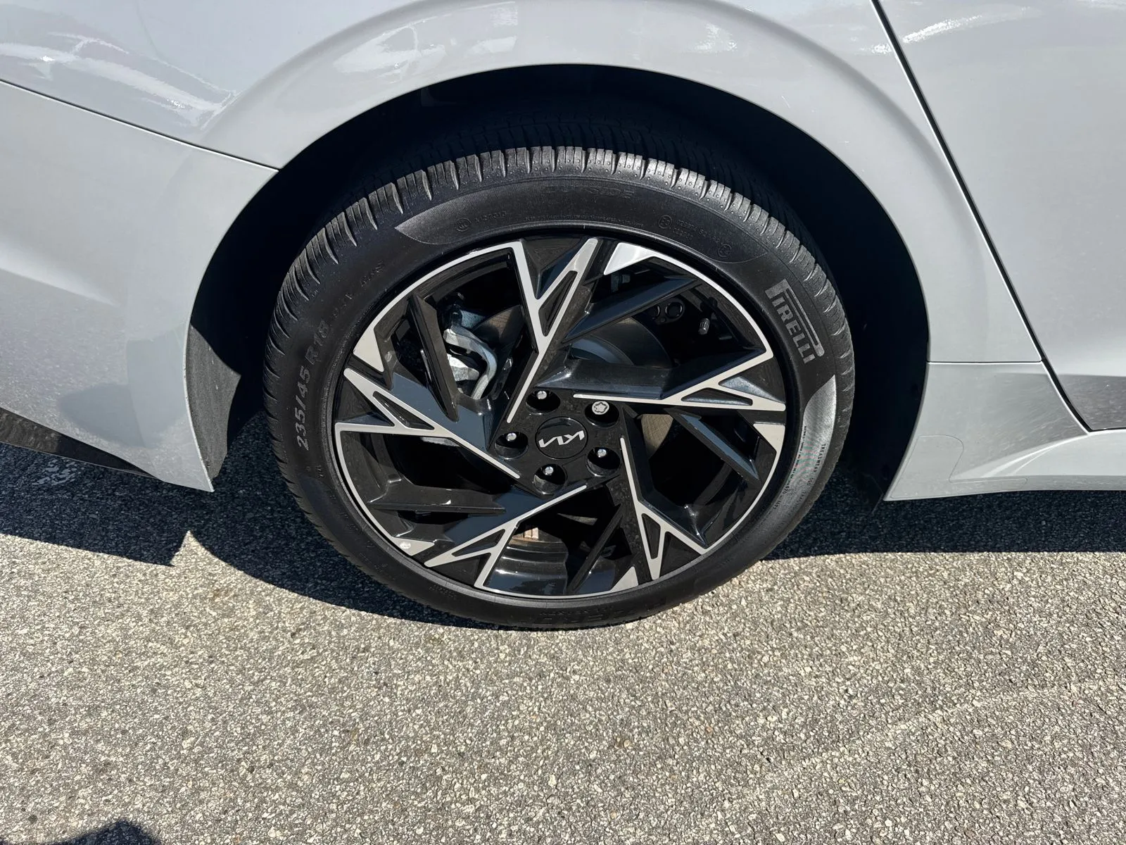 2025 Kia K5 GT-Line - Photo 17