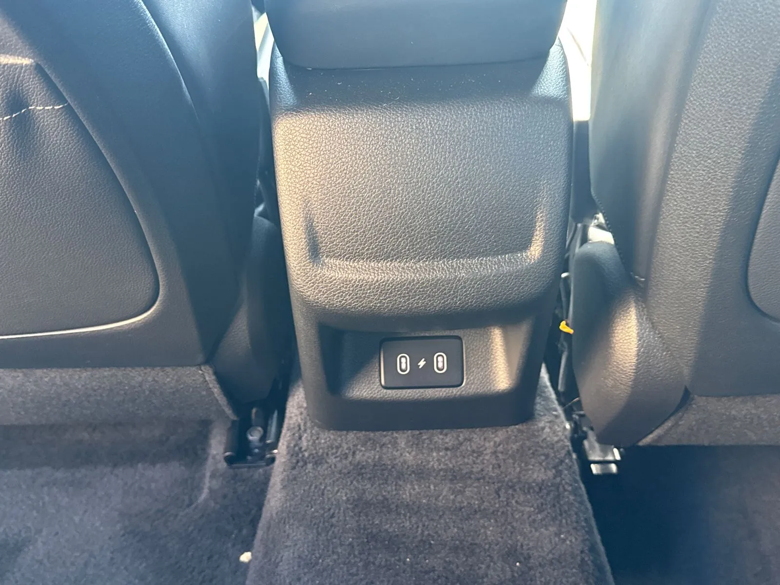 2025 Kia K5 GT-Line - Photo 24