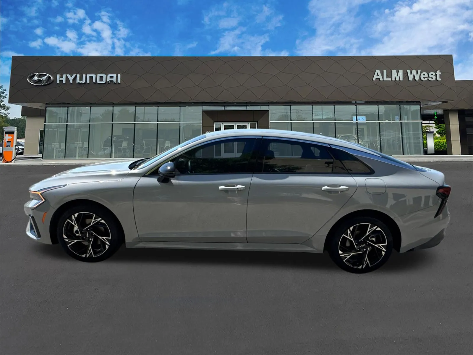 2025 Kia K5 GT-Line - Photo 8
