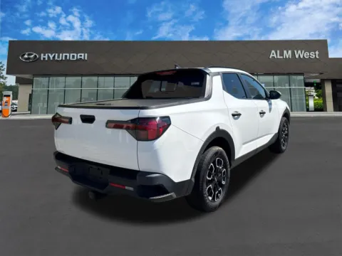 More photos of 2023 Hyundai Santa Cruz SEL at ALM Hyundai West, GA