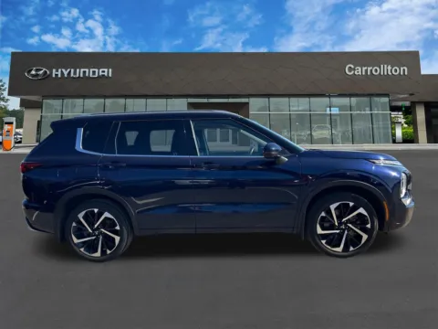 More photos of 2022 Mitsubishi Outlander SEL at ALM Hyundai West, GA